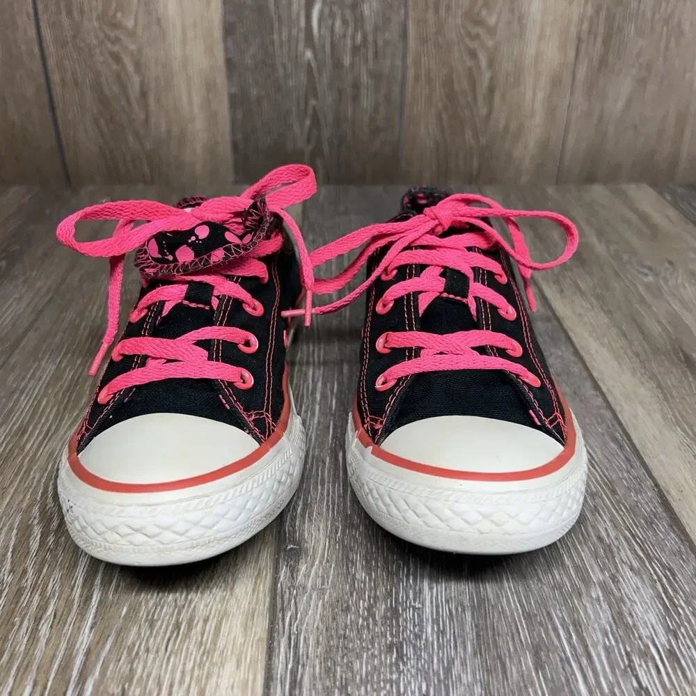 Converse previously owned